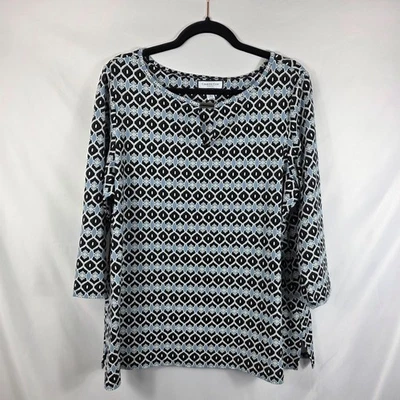 Blusa Charter Club para mujer talla 1X negra, blanca y azul estampado geográfico Foto 1 de 4