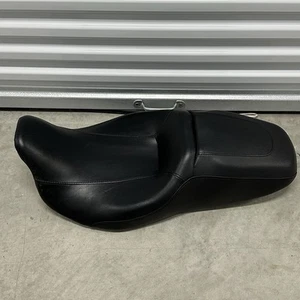 Genuine Harley Davidson Touring USED Seat 2009 and Up p/n 52320-11 Used - Picture 1 of 4