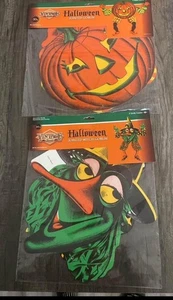 Jointed Goblin Cutouts 30-34 inch 2 count - Picture 1 of 7