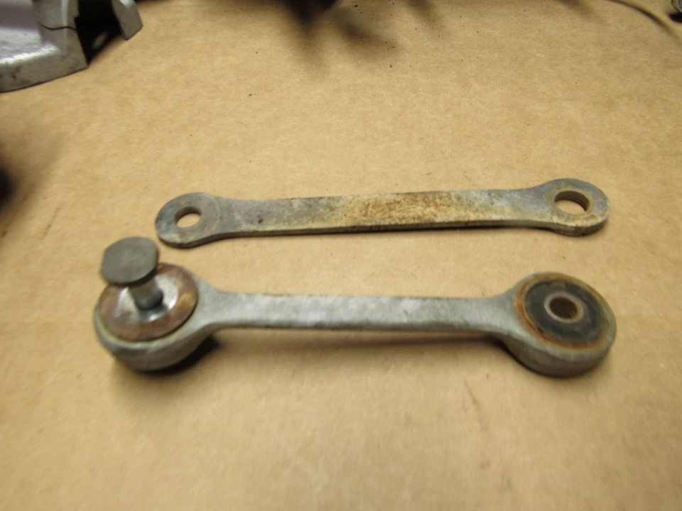 Eslabón de freno delantero HONDA CA200 C200 HONDA 90 45431-001-000 Foto 1 de 4