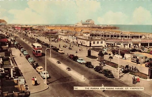 Postcard Norfolk. The Marina and Marine Parade Great Yarmouth - Picture 1 of 2