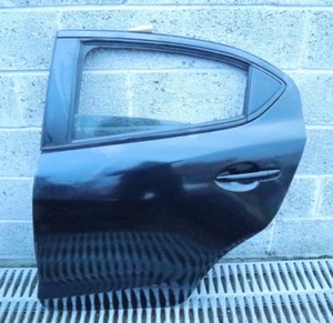 MAZDA 2 NSR LEFT HAND PASSENGERS SIDE REAR DOOR BLACK COMPLETE 2018 - Picture 1 of 7