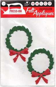 1950s Felt Christmas WREATH Iron-On Applique Midcentury Vintage Holiday - Picture 1 of 3