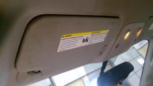 Used Left Sun Visor fits: 2010 Chevrolet Traverse illuminated Left Grade A - Picture 1 of 2