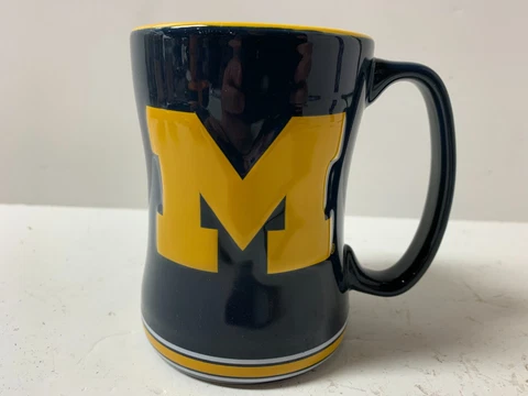 2016 Boelter Brands NFL 14oz MICHIGAN WOLVERINES Sculpted Coffee Mug Cover