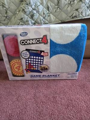 CONNECT FOUR GAME BLANKET 60X90" W/STORAGE BAG and Games Pieces *Brand New* - Image 1 of 2