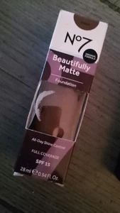 Boots No7 Beautifully Matte Foundationx2 SPF15 Shade Walnut 28ml Originalx2 - Picture 1 of 3