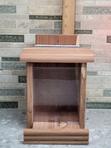 Pennington Zeder Eichhörnchen Snacker/Vogelfutterhaus ohne Etikett - Bild 1 von 8