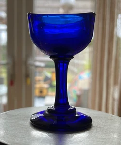 VINTAGE PONTIL BLUE PEDESTAL GLASS EYE BATH . - Picture 1 of 7
