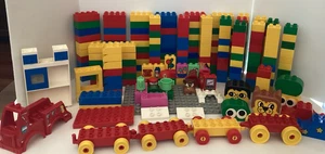 VTG Lot Of 200+ Toddler Duplo Mixed Bricks, Blocks, kitchen, base, eyes, face - Picture 1 of 5