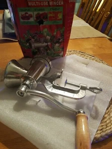 Manual Meat Grinder Mincer Sausage Filler Chopper Pasta Chili Noodle Maker Tool - Picture 1 of 4