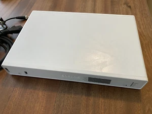 Sophos XGS 116 Security Appliance Firewall / XGS116 Oct-2021 - Afbeelding 1 van 6