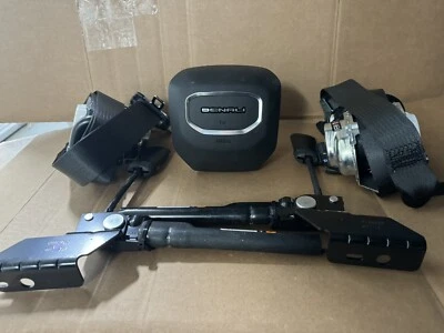 2020 2021 2022 2023-GMC SIERRA Denali 1500 AIRBAG RUEDA + CINTURONES DE SEGURIDAD IZQUIERDO Y DERECHO Foto 1 de 3