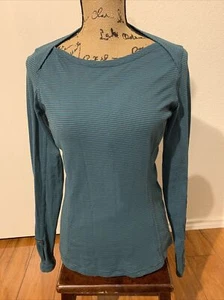 Top para mujer lululemon kanto catch me talla 6 rayas verdes usado en excelente estado mangas largas - Imagen 1 de 10