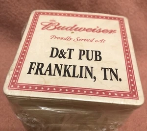 Sottobicchieri Budweiser vintage confezione da 50 mai aperti. D&T Pub Franklin Tennessee. - Foto 1 di 3