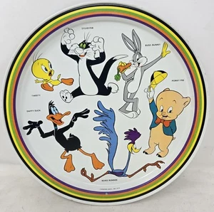 Bandeja de servir de metal vintage 1974 Looney Tunes Warner Brothers Bugs Sylvester - Imagen 1 de 4