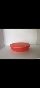 Tupperware Crystal Wave LRG Plus 10" Divided Plate Dish w/Vented Lid Coral Crush - Picture 1 of 8
