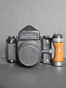 Pentax 6x7 Medium Format Film Camera with Super Takumar 105mm f/2.4 Lens - Picture 1 of 11