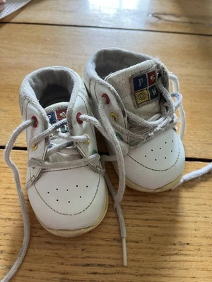 复古 90 年代 Pooh and Tigger Friends 婴儿鞋 4 码 — 第 1/4 张图片