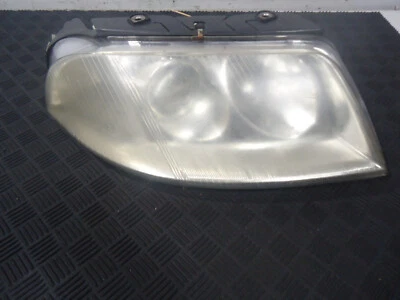 2001-2005 VOLKSWAGEN PASSAT HALOGEN RIGHT PASSENGER SIDE HEADLIGHT - image 1 of 4