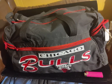 Vintage Chicago Bulls NBA Basketball Large Rare Duffle Gym Bag Jordan 90s Cover