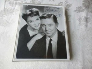 Autógrafo Firmado a Mano de Stuart Hamblen & Suzy Cantando Vaquero - Imagen 1 de 2