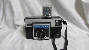 Macchina fotografica pellicola Kodak Instamatic X-15 vintage anni 70 - Foto 1 di 3