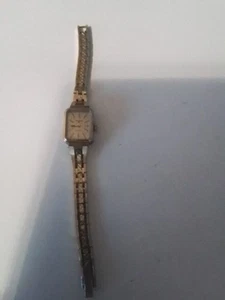 Grovana Women's Swiss Made Wristwatch Automatic 17 Jewels Working VGC - Picture 1 of 5