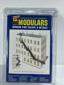 Walthers Cornerstone scala HO fuga antincendio moderna e dettagli 933-3736 - Foto 1 di 5