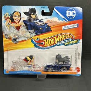 New HOT WHEELS DC RACER VERSE NEW 2024 BATMAN & WONDER WOMAN - Package Wear - - Picture 1 of 16