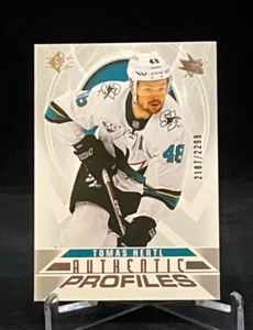 2020-21 SP Authentic Profiles Blue #AP-13 Tomas Hertl San Jose Sharks /2299 - Bild 1 von 2
