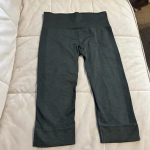 Lululemon In The Flow Crop Womens 6 Green Capri Stretch High Rise Leggings 16.5” - Picture 1 of 7