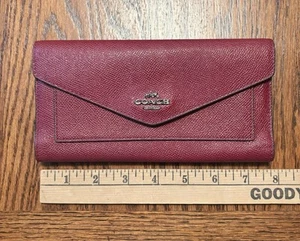 Coach Trifold Wallet Pebbled Leather Dark Red With Gunmetal Hardware C1780 - Picture 1 of 16