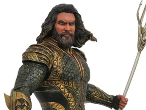 AQUAMAN DC Gallery Justice League Movie PVC Diorama Statue Figure NIB SEALED - Picture 1 of 10