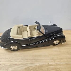 Maisto 1955 BMW 502 Two Door Beemer Retro 1/18 - Bild 1 von 8