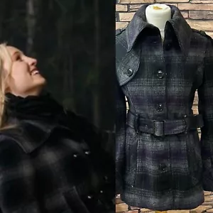 ASO CAROLINE FORBES STAFFEL 1 MISS SIXTY KARIERTER MANTEL GRÖSSE SMALL - siehe Beschreibung - Bild 1 von 8