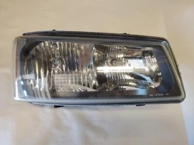 Conjunto de faro derecho Chevy Silverado 2500 derecho 2003-2007 Foto 1 de 3