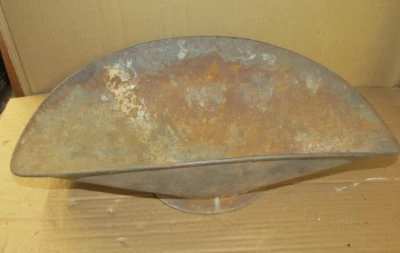 Vintage   Scale  Basket/Pan 18" X 5" X 10" - Image 1 of 4