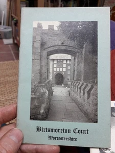 Birtsmoreton Court, Worcestershire,  1956. Booklet - Foto 1 di 2