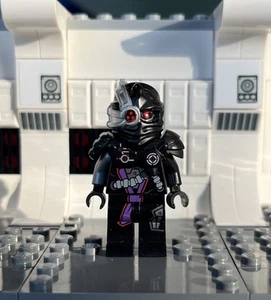 LEGO Ninjago: NJO092: General Cryptor - Rebooted - Picture 1 of 2