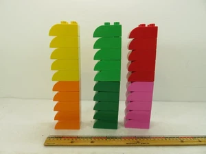 Lego Duplo 30 Curved 2X2  Bricks Blocks Base Plates 6 Colors #2302 - Picture 1 of 6