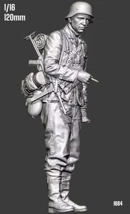 1/16 120mm Resin Figure German Whermacht Infantry w/ MP40 Smoking Model Kit 1684 - Picture 1 of 5