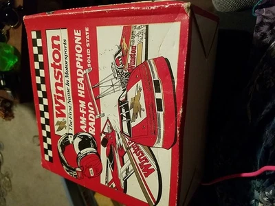 Fones de ouvido para rádio sem fio Memorex Winston Motorsports NASCAR Cup Series AM/FM - Imagem 1 de 3