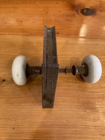 Antique Rim Lock, Steel Knob Ring, and White Marble Knobs / M026 Cover