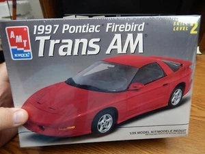AMT 8223 1997 FIREBIRD TRANS AM CAR MODEL KIT NEW IN SEALED BOX 1/25 SCALE - Picture 1 of 1