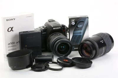 Sony Alpha 500 with 18-55 mm/3.5-5.6 SAM and Minolta 70-210 mm/3.5-4.5 1987912 - Image 1 of 4