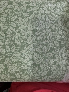Fabric Green Sparkle Poinsettia Cotton 5 Yards 1999 Fabric Traditions Sew Quilt - Picture 1 of 4