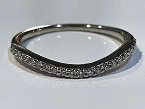 14K White gold .22ct Curved contour diamond wedding band anniversary ring 1.7g 7 - Picture 1 of 3