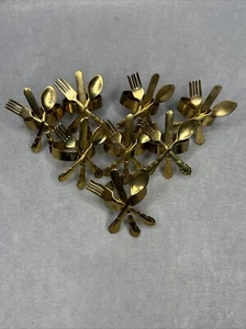 Vintage Fork Knife Spoon Design Napkin Ring Brass / Gold tone Set of 8 Retro - Picture 1 of 6