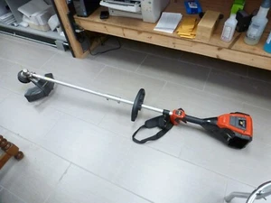 Snapper 82V Cordless Weedwacker, XD, XSDST82, Tool Only - Picture 1 of 3